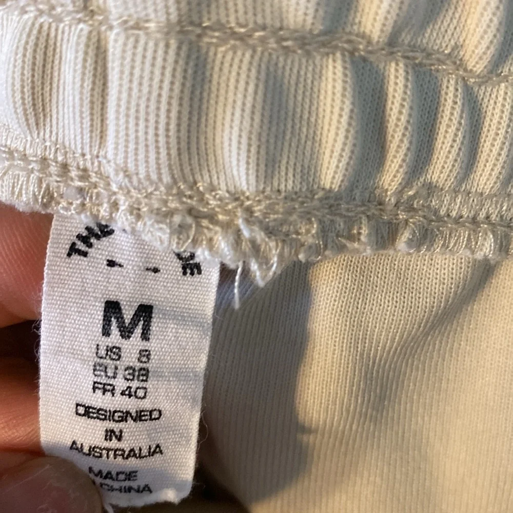 The Upside cream white