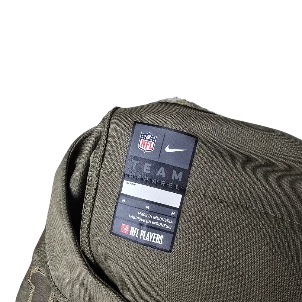 Nike shirt size