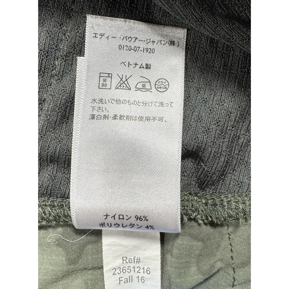 Eddie Bauer Travex Pants Womens 14 Green Camo Capri Stretch Ruched Lightweight
