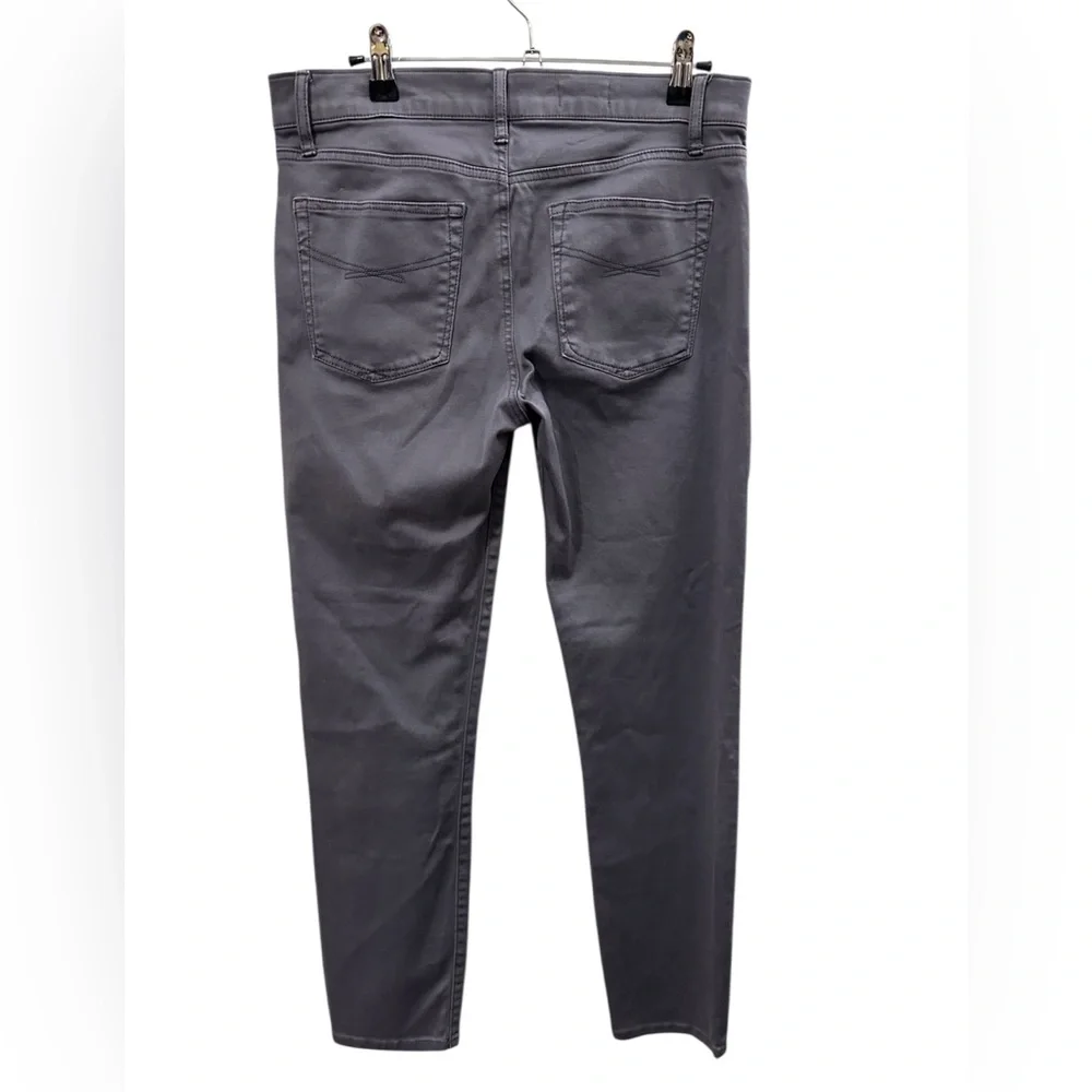 GAP sleek charcoal