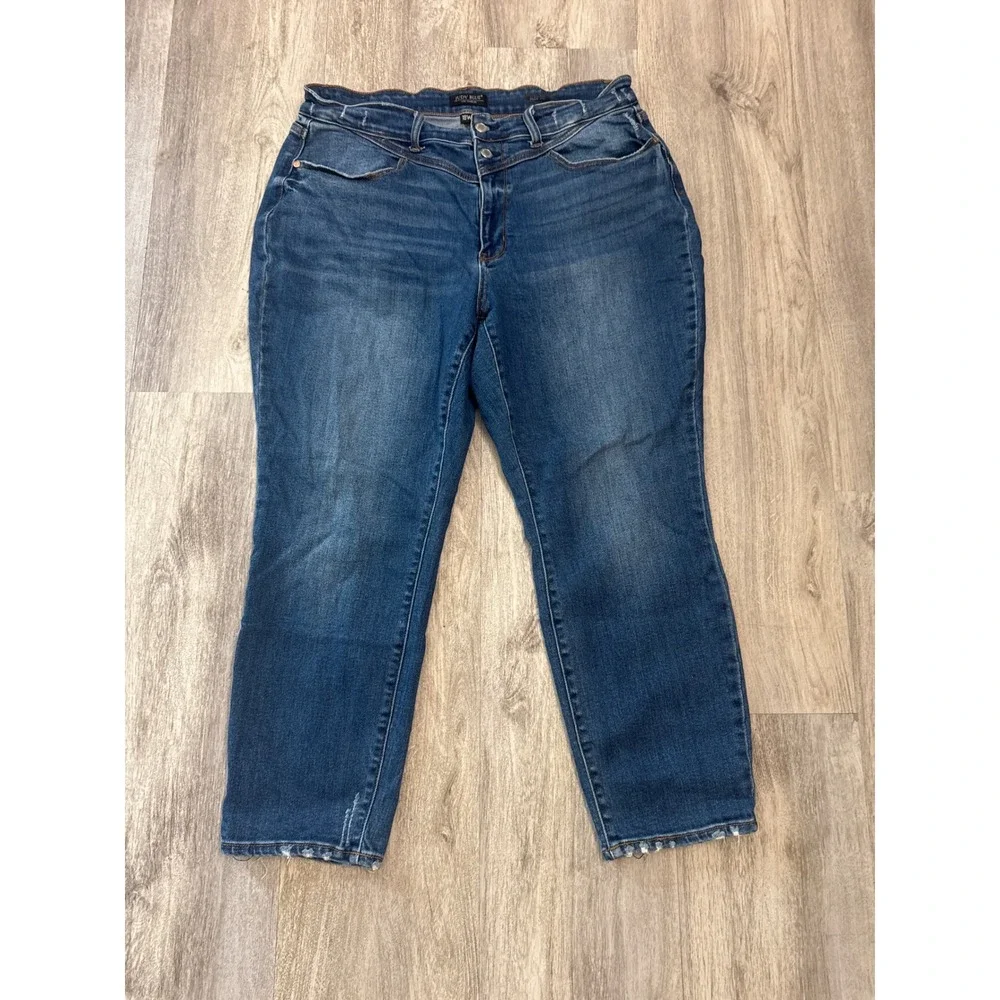 Judy Blue Slim Fit High Rise Dark Wash Distressed Hem Jeans 18W