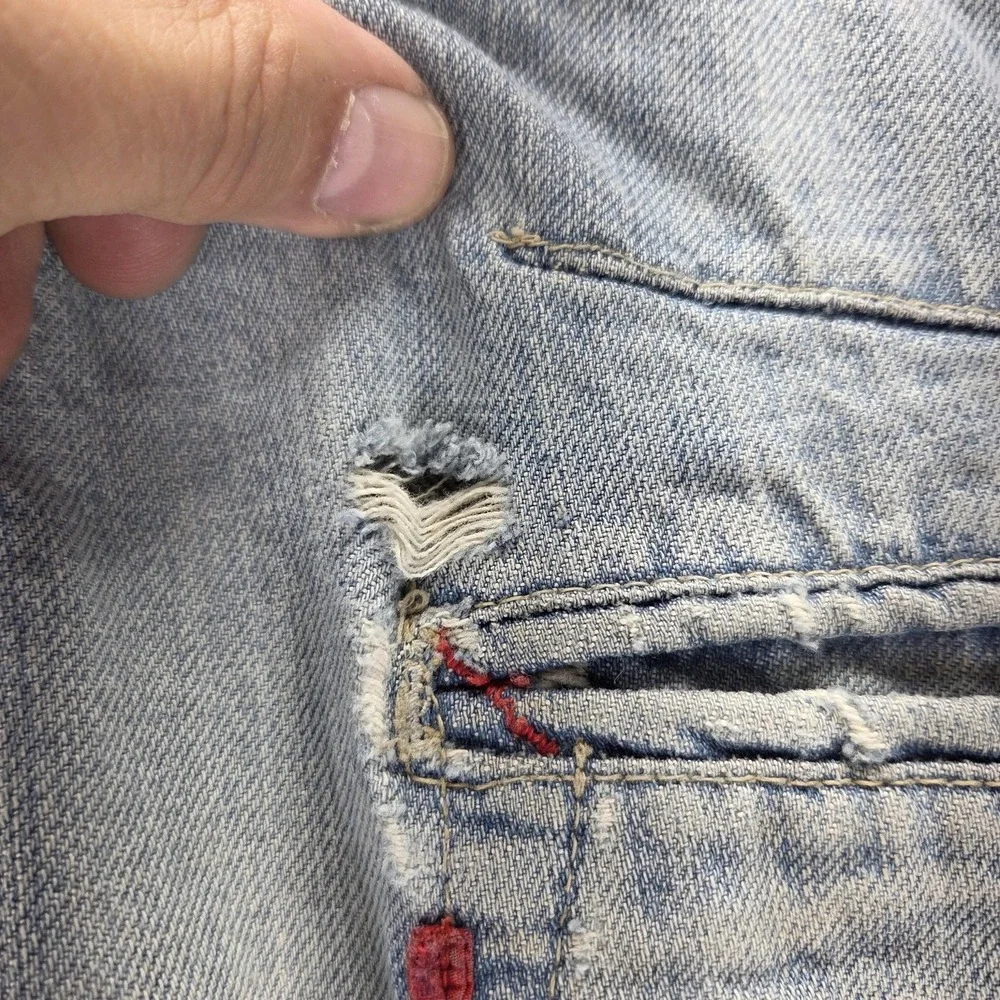 Levis 11785 important