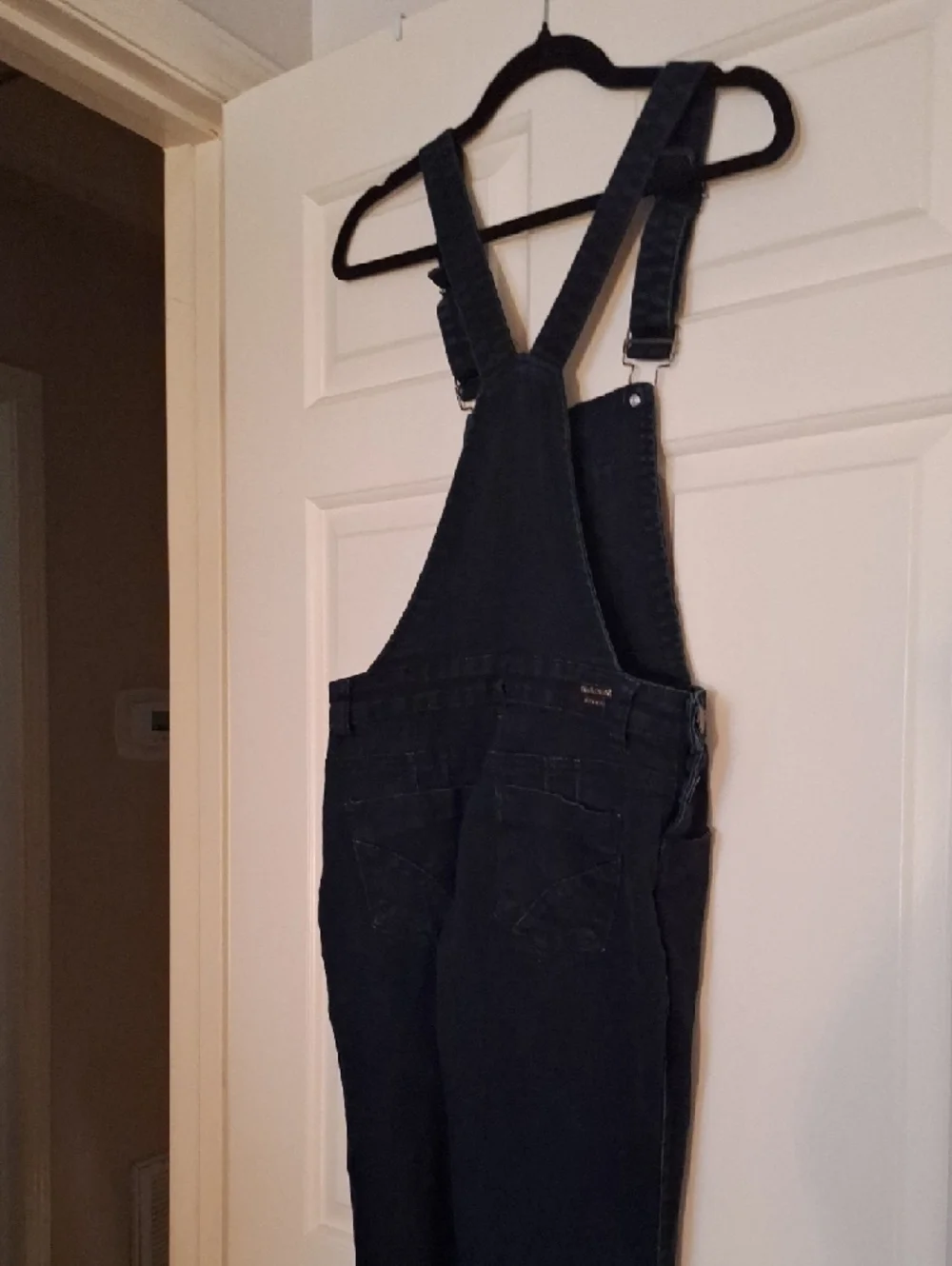 Tush Push black skinny