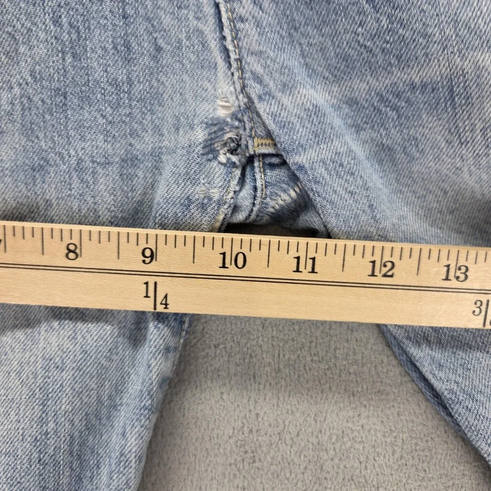 Levis stretches today