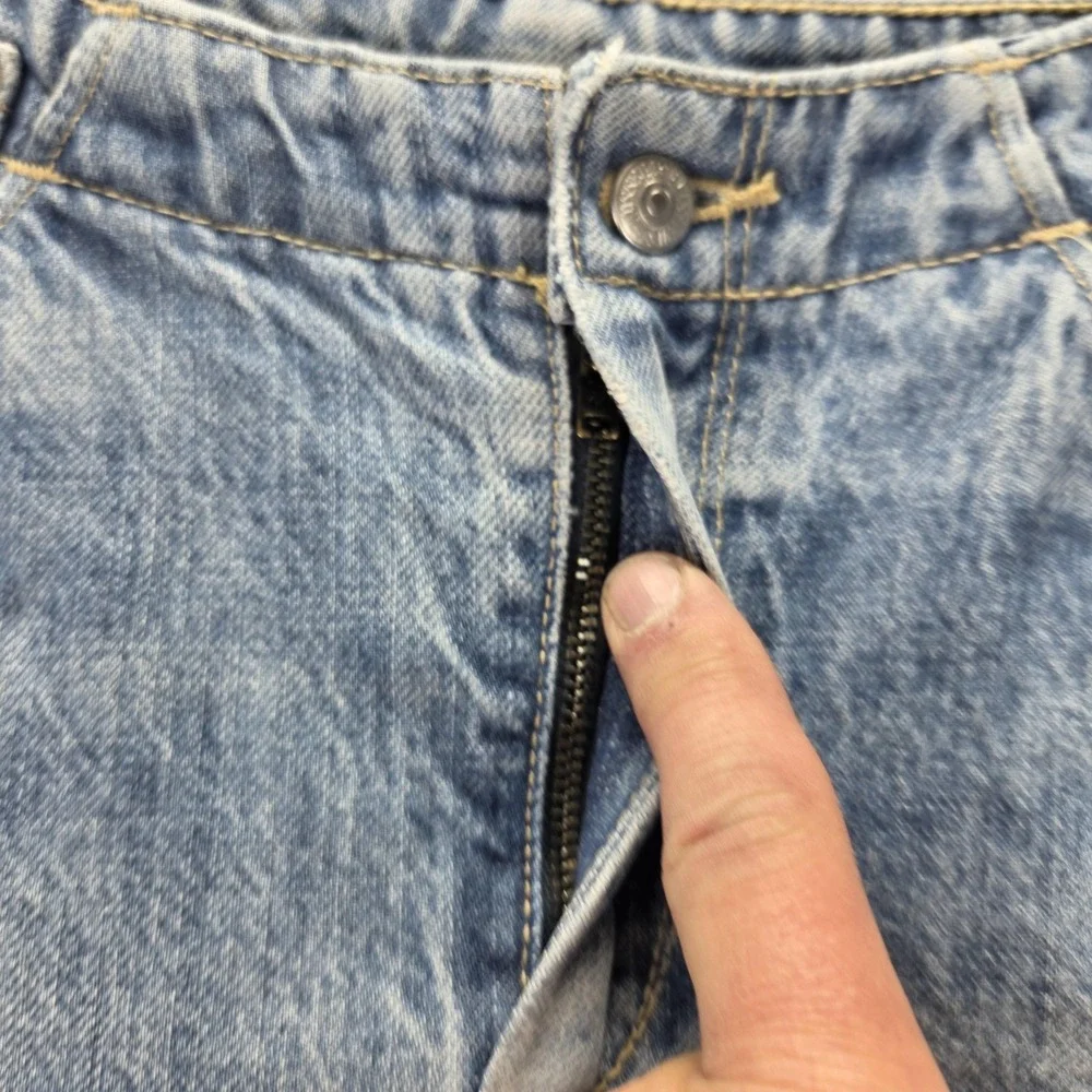 Levis use listing so