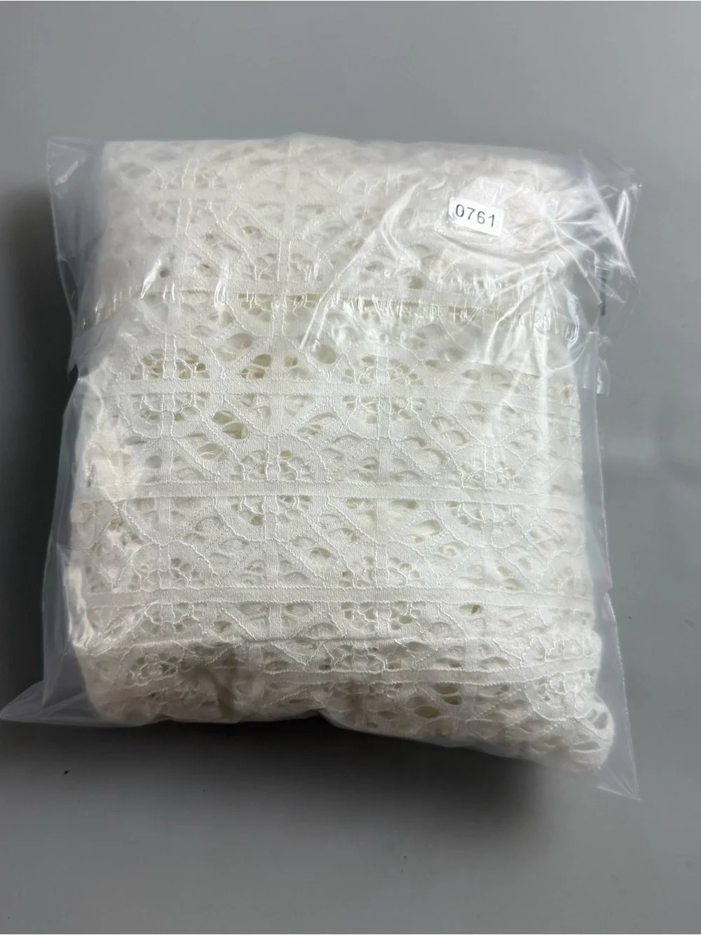 Shannon Ford New York white approx piece