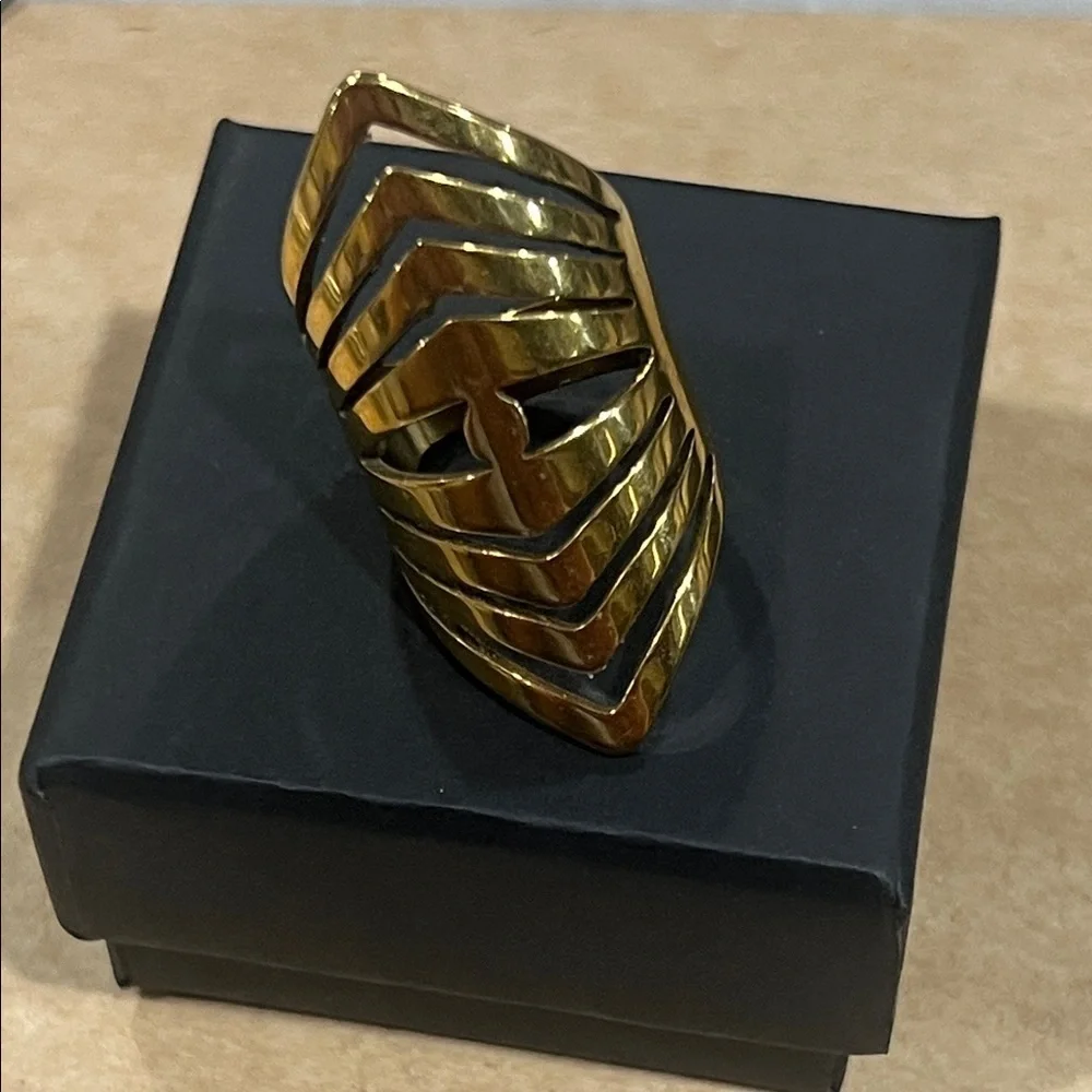 Ellesgallery bold geometric