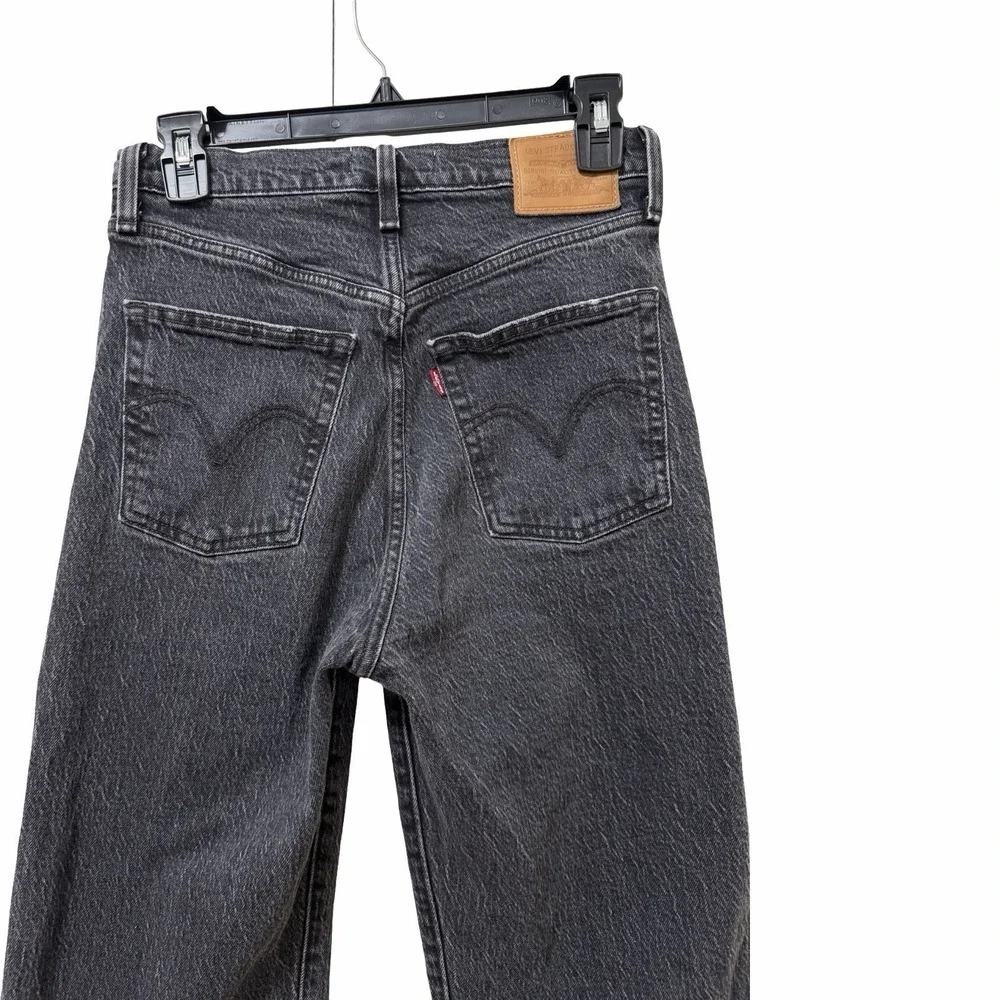 Levis 13 38 please