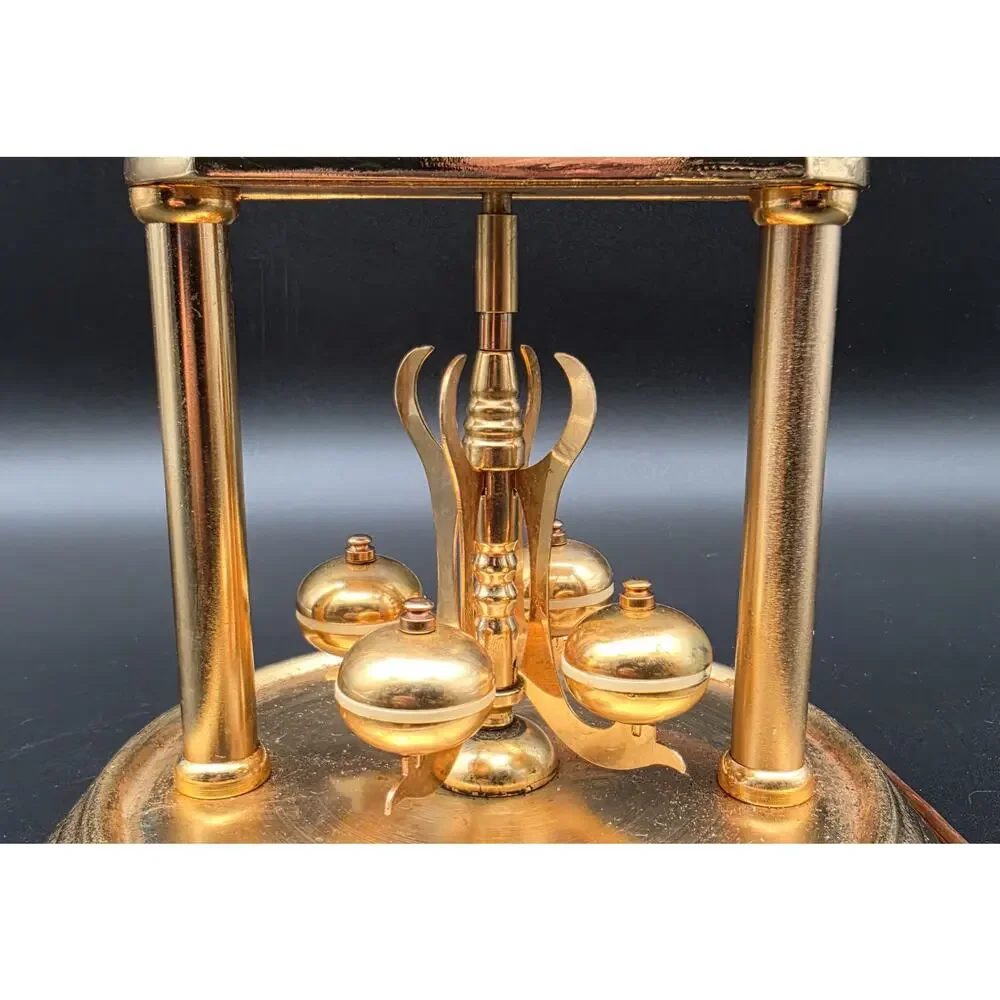 United Clock graceful relic