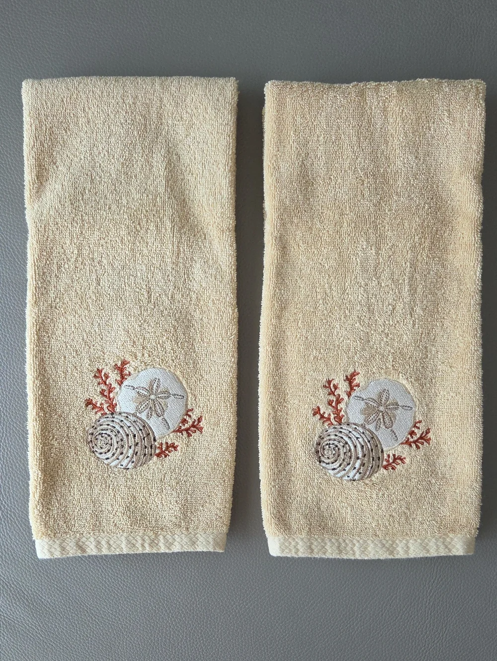 Sophia (Made In Turkey) Beige Embroidered Seashell Hand Towels - Set of 2