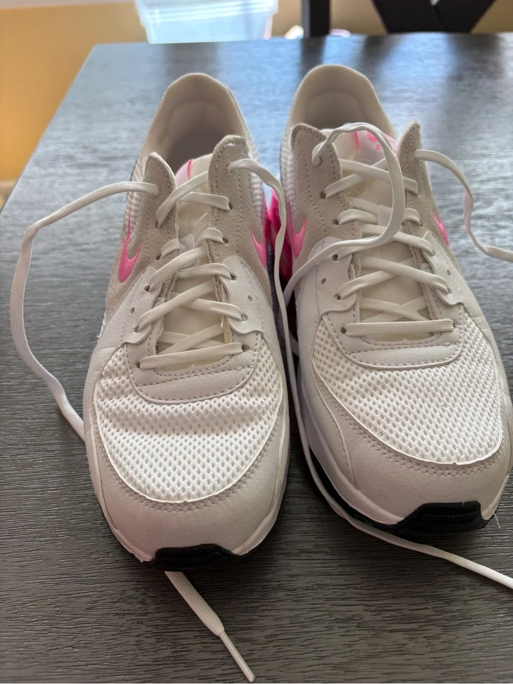 Nike lightweight sneakers
