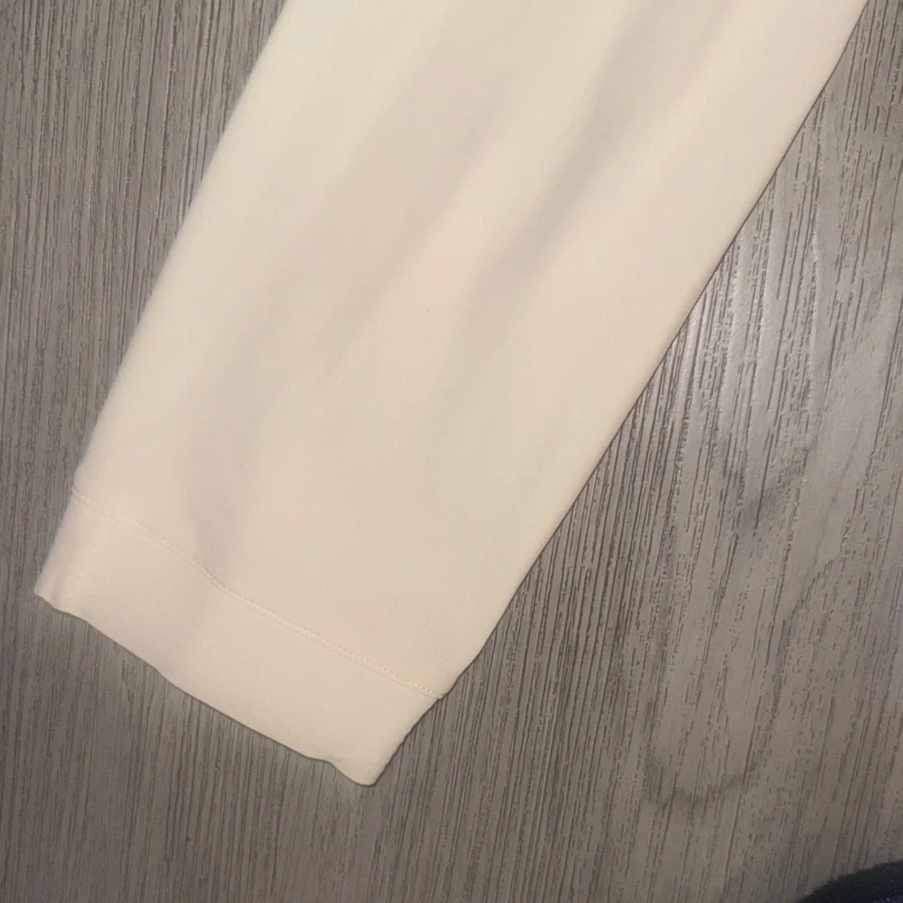 Women’s Lululemon Cream Button-Up Jacket