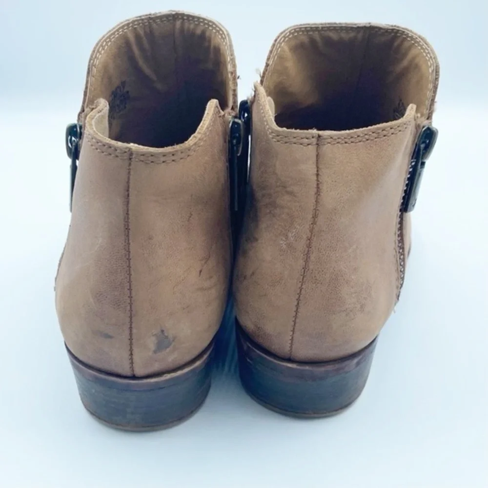 Lucky Brand matte tan