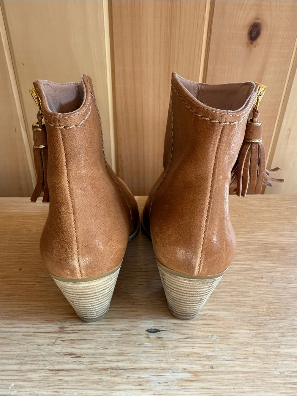 Stuart Weitzman elevate your