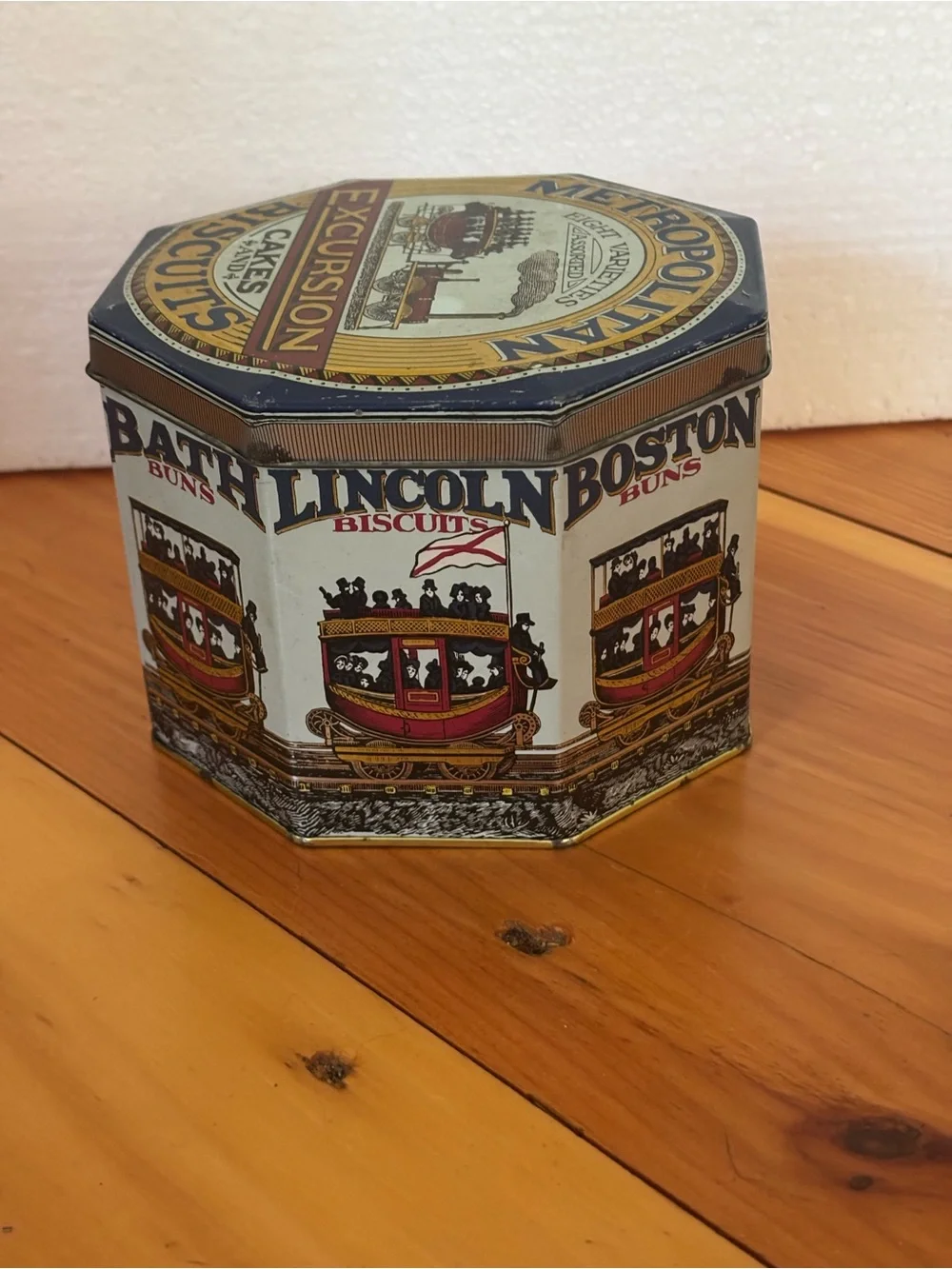 Vintage Metropolitan Excursion English Biscuit Tin