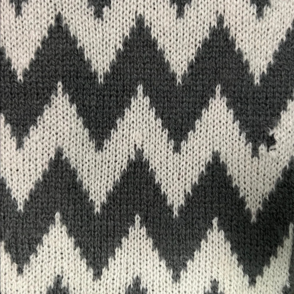 Gray & Cream Chevron Pattern Infinity Scarf