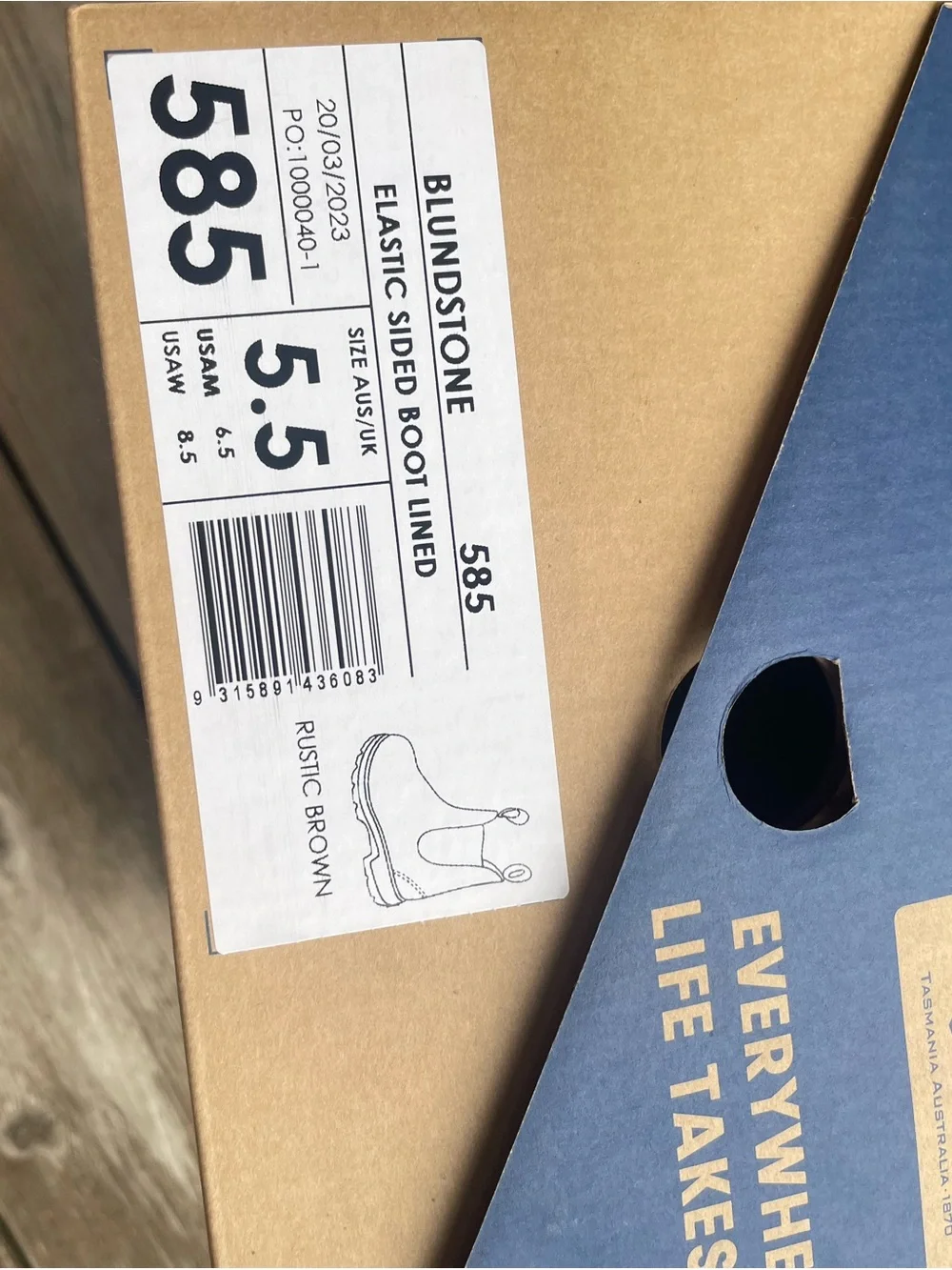 Blundstone some insoles box
