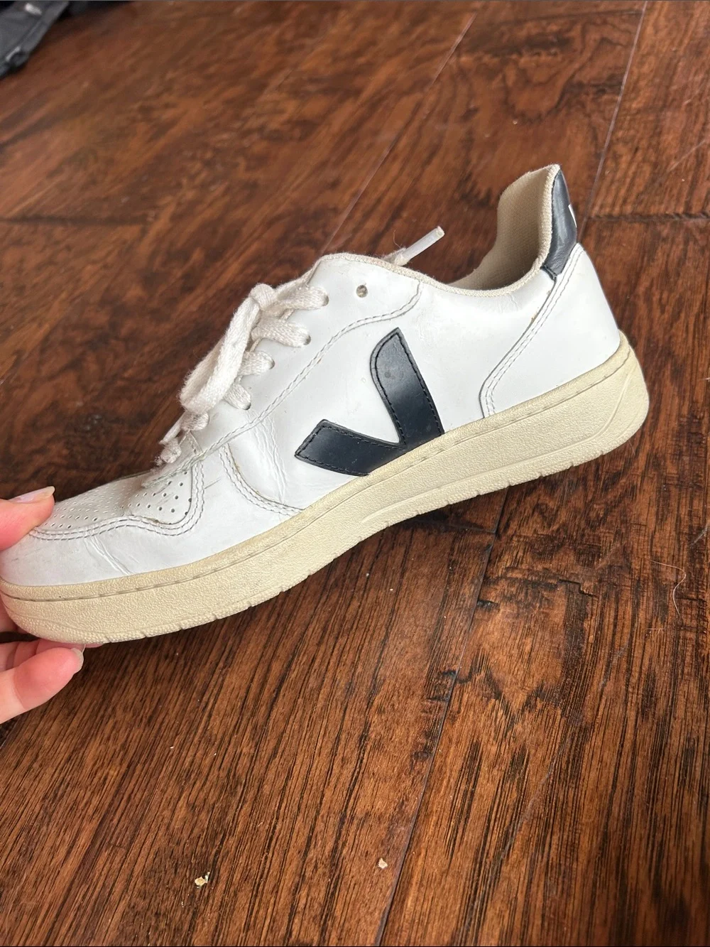Veja classic low