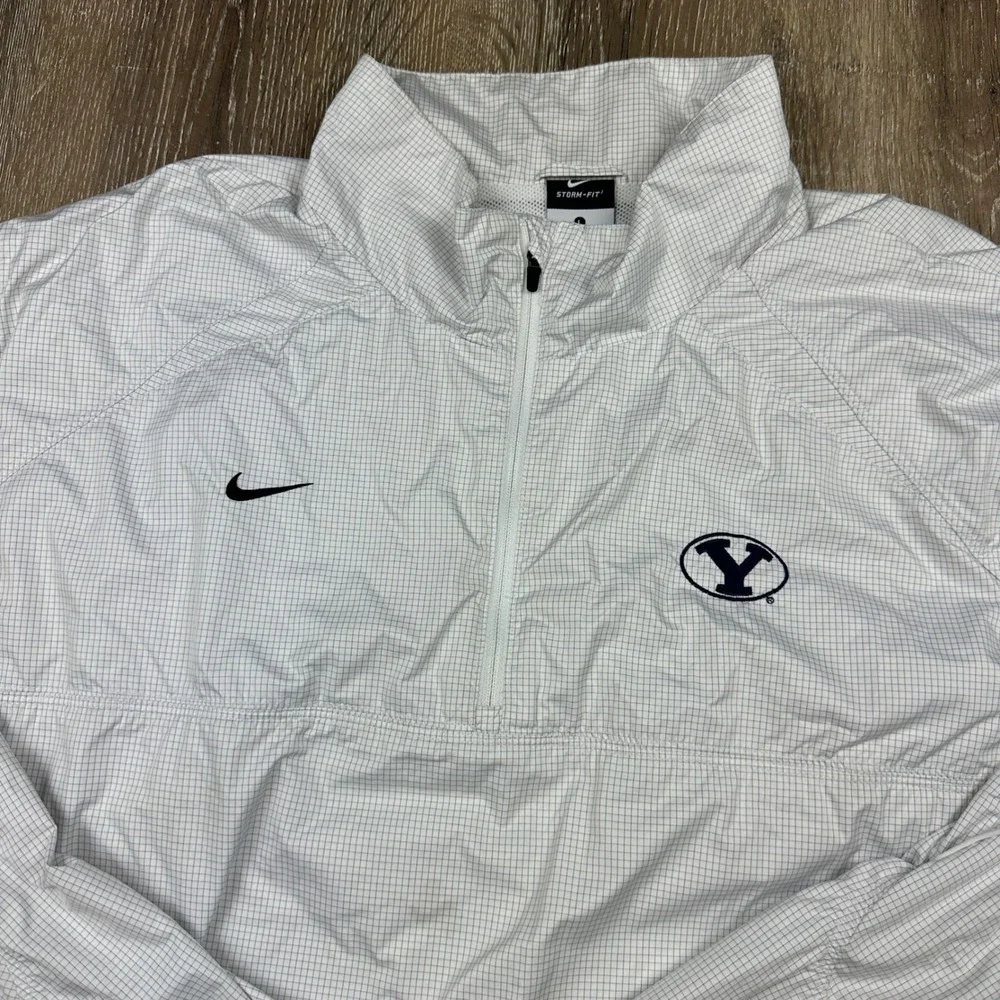 Nike BYU Cougars Storm-FIT Quarter Zip Windbreaker Jacket White Grey Grid Mens L