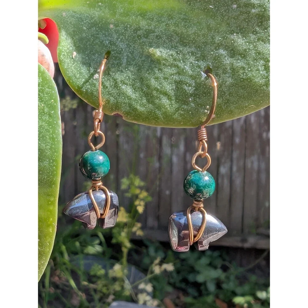 Vintage Hematite Bear Earrings; Southwestern Dangle Earrings
