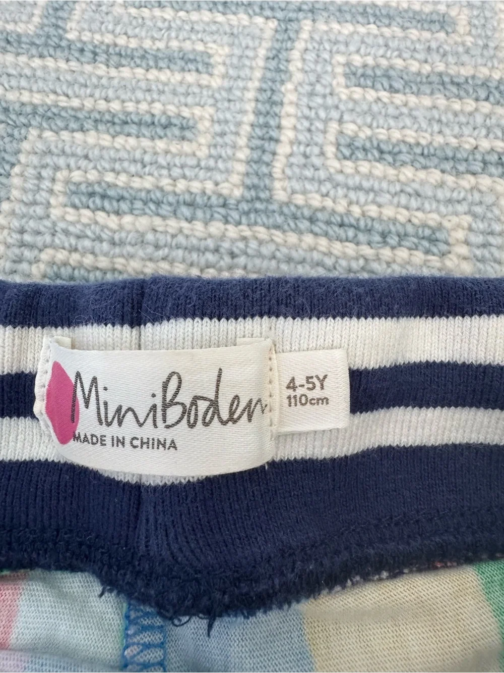 Mini Boden pink skirt white