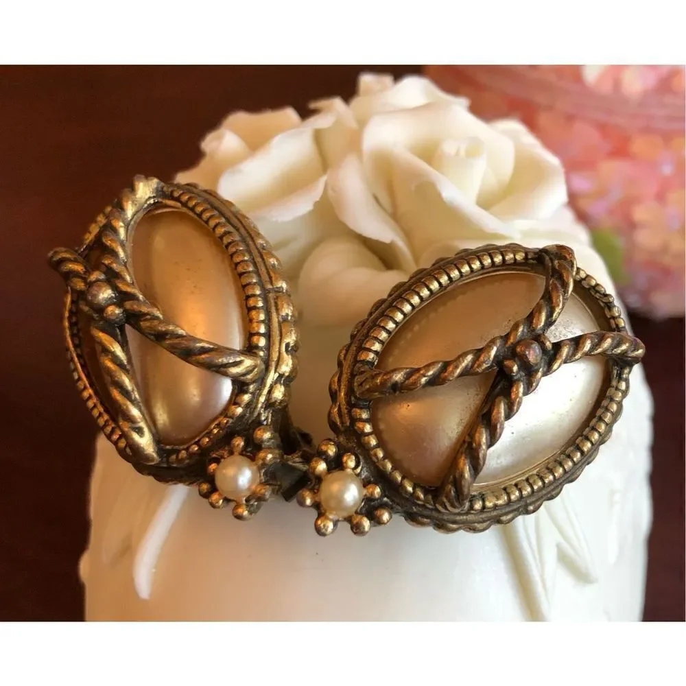 REGAL clip beautiful