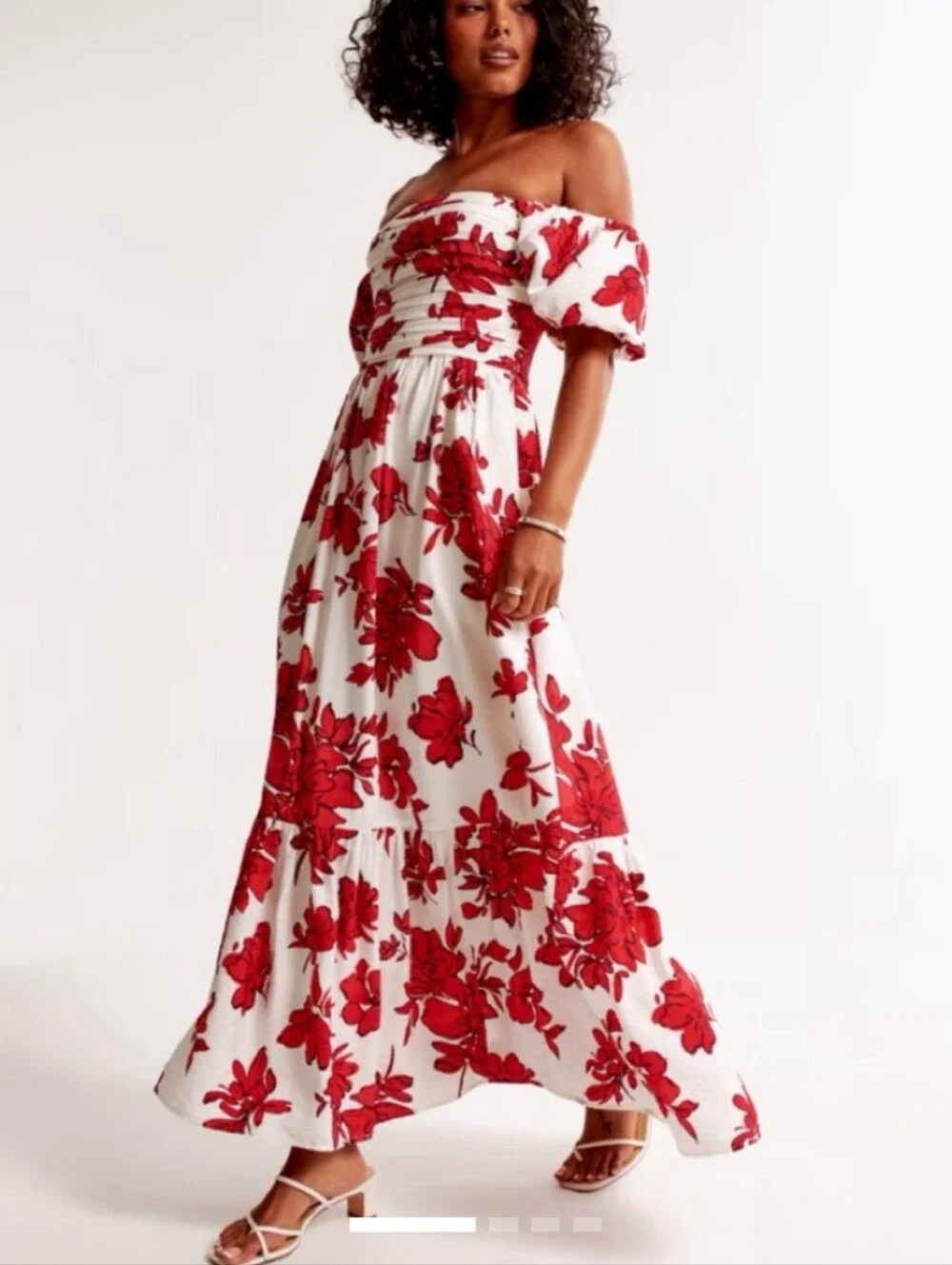 Abercrombie & Fitch off shoulder