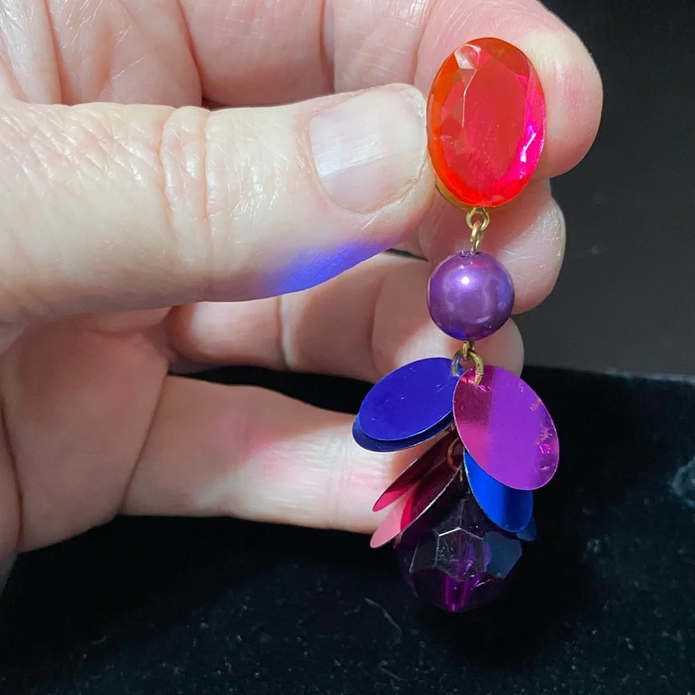 Vintage multicolor featuring