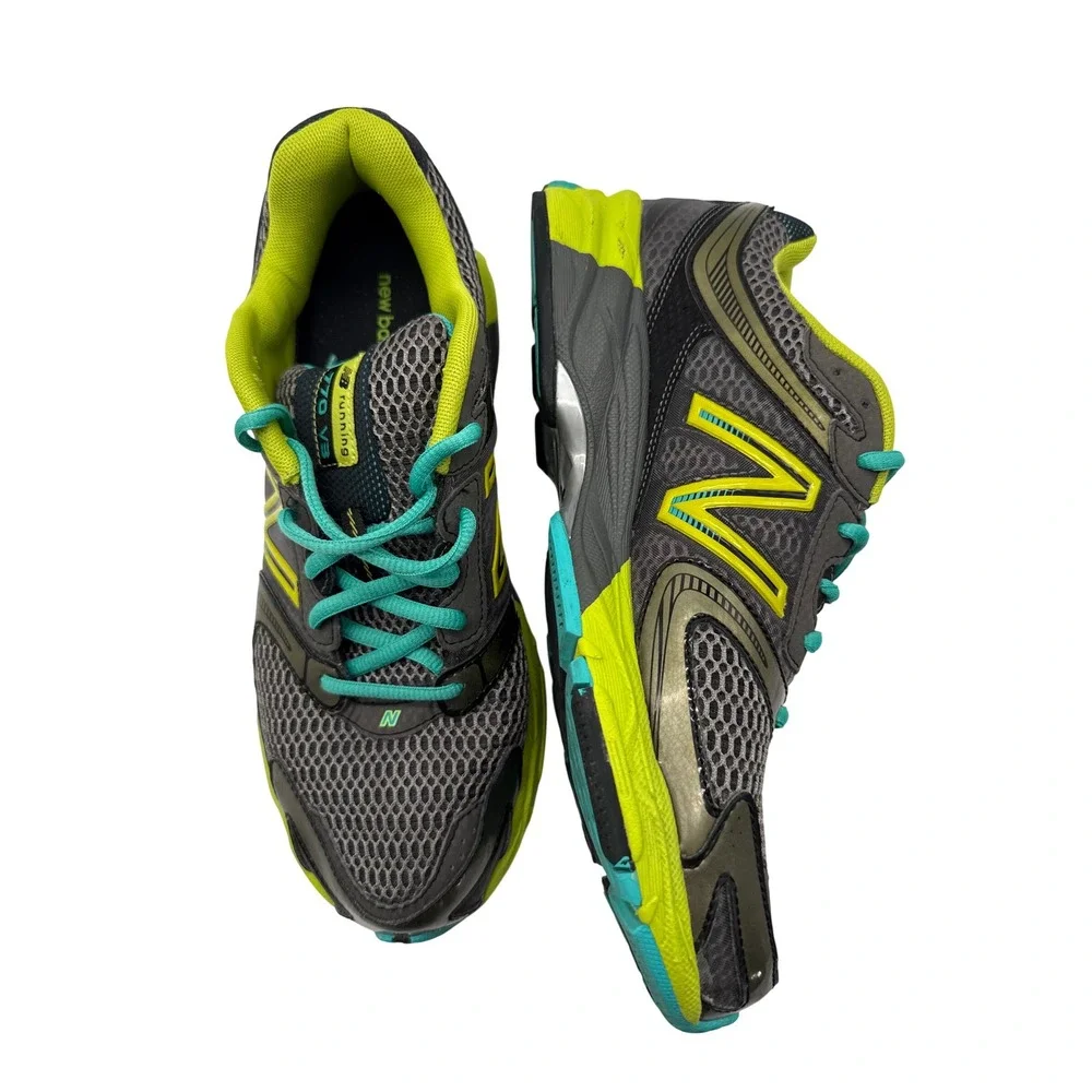 New Balance 770 V3 Running Shoes Womens 10 Grey Green W770BG3 Sneakers