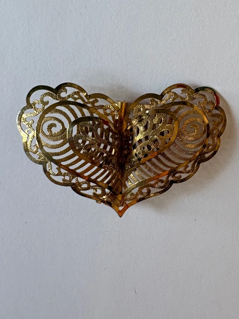 Vintage Gold Filigree Heart Brooch