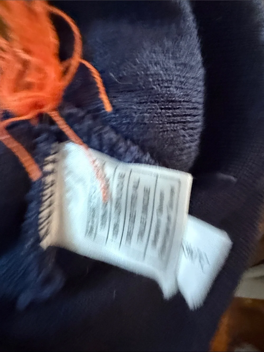CCM knit pom