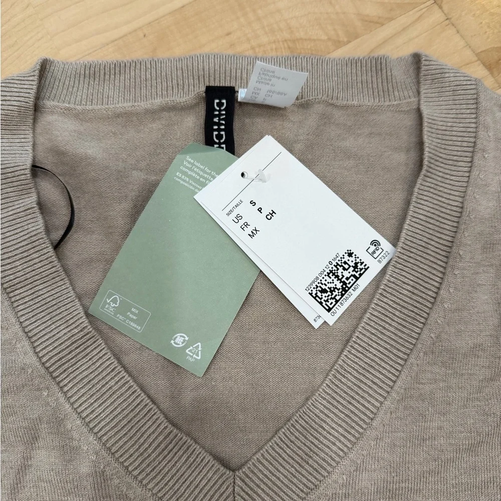H&M comfortable layering