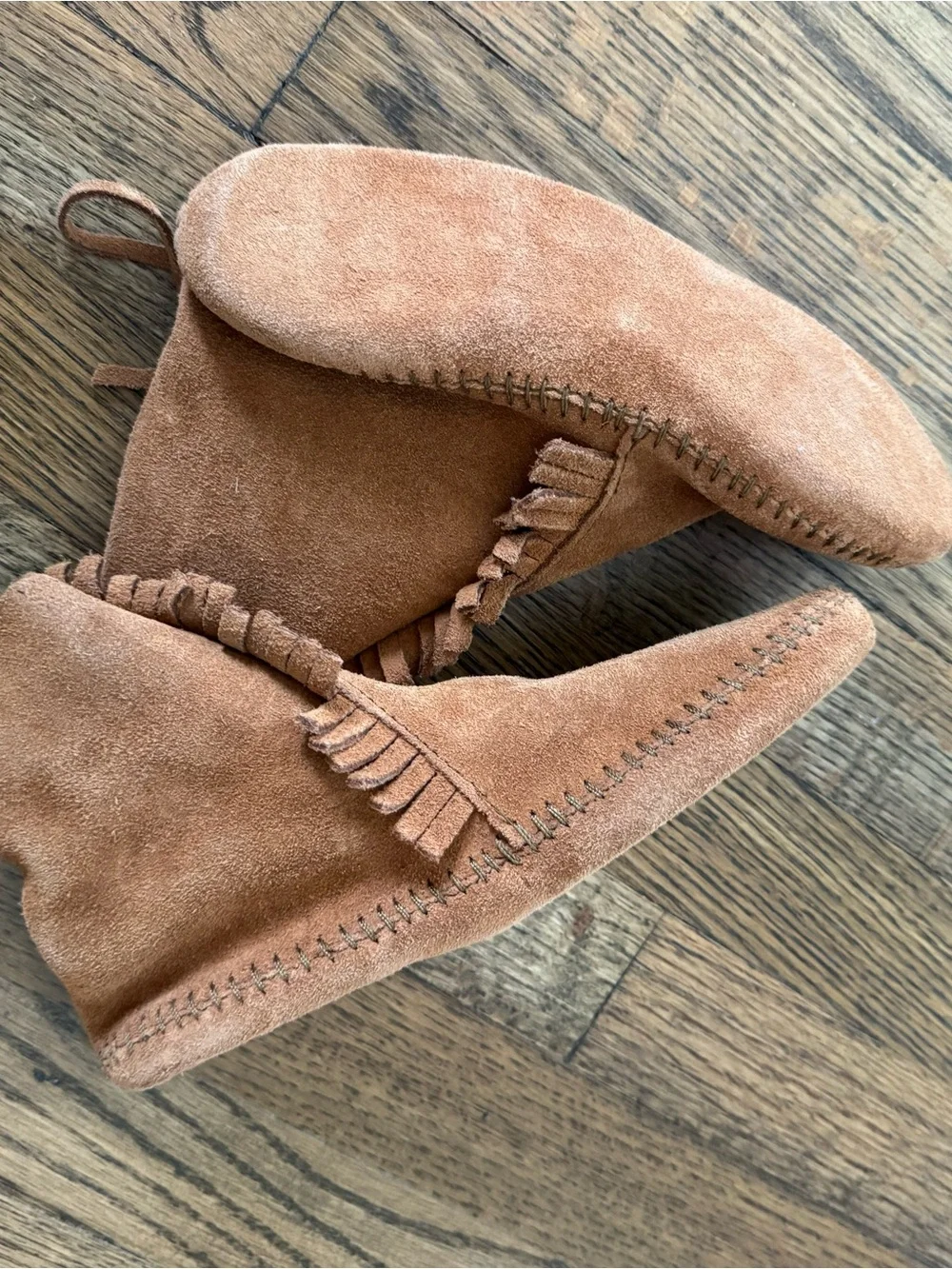 Minnetonka suede moccasin