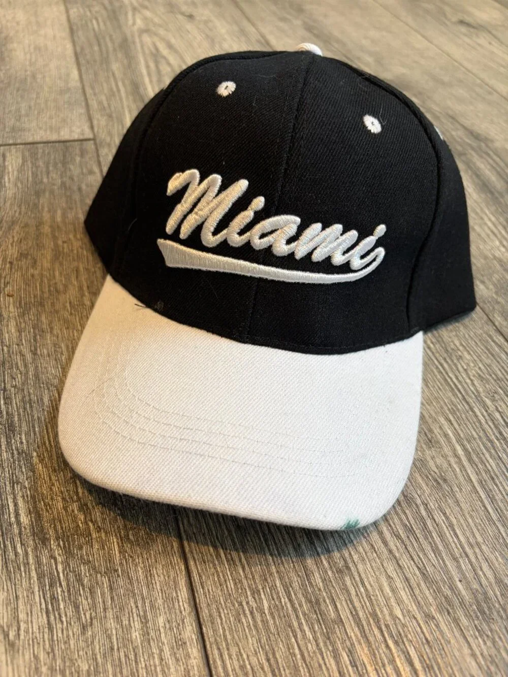 Black and White Miami Hat Cap Velcro