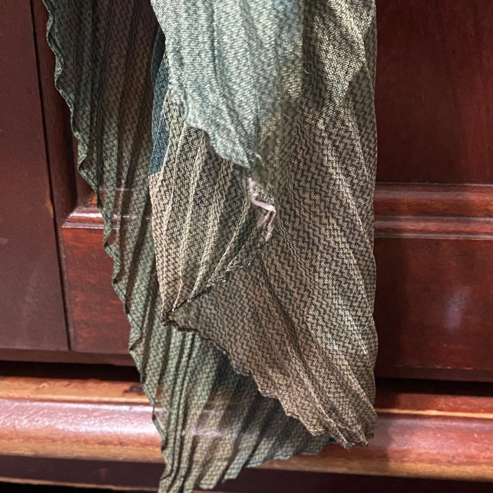 Elegant vintage Pleated sheer Scarf in Green and Brown 57” x 13”