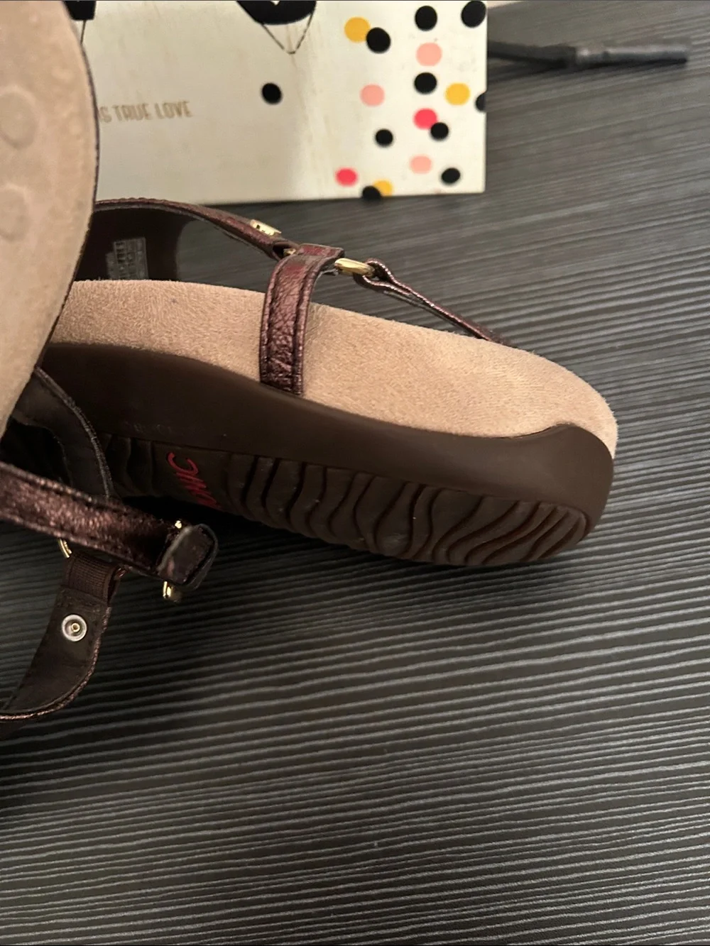 Vionic women strap