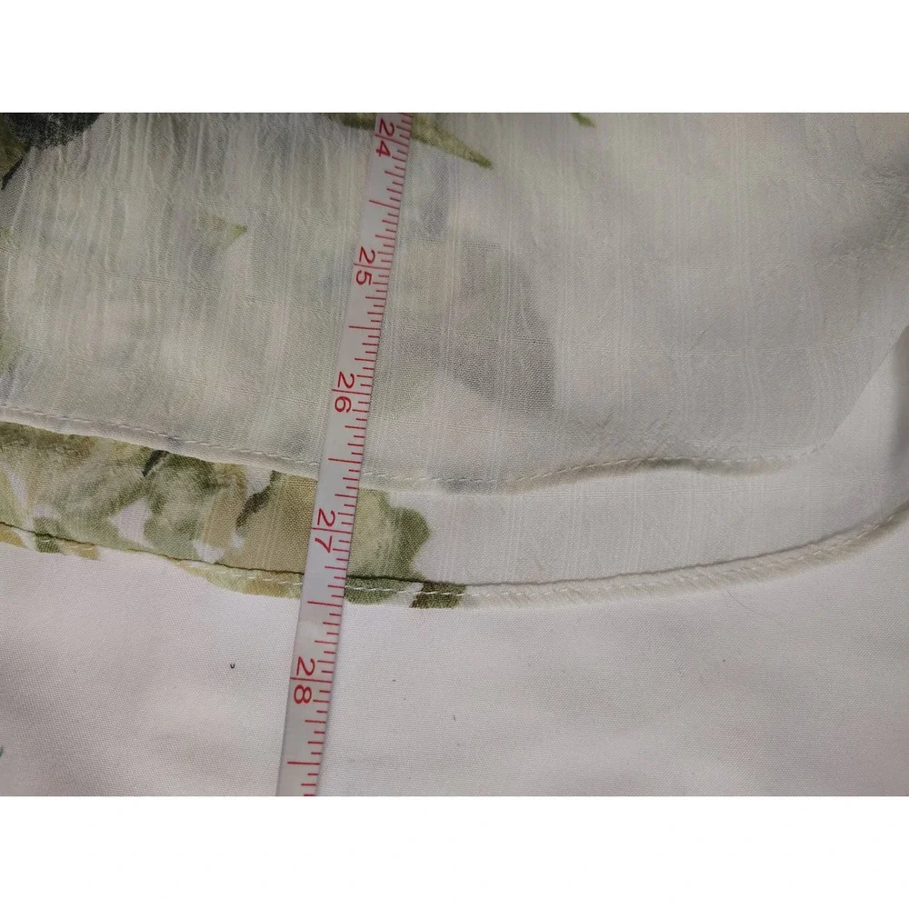 Rose + Olive Green Floral Crinkle Blouse Womens Medium Long Sleeve Pleated Back