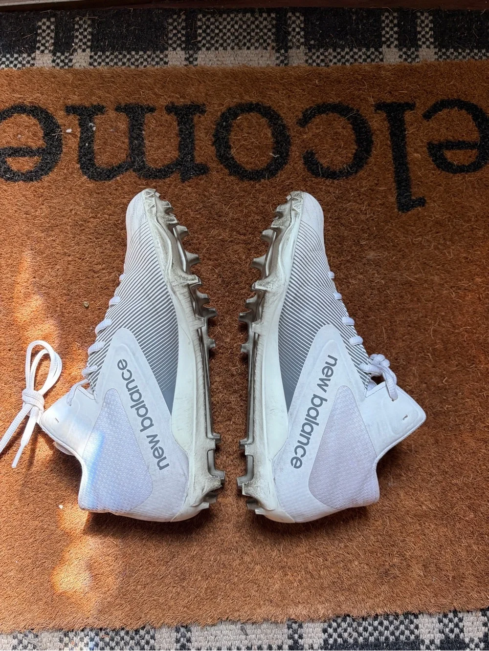 New Balance Women’s White RUSH Lacrosse Cleats