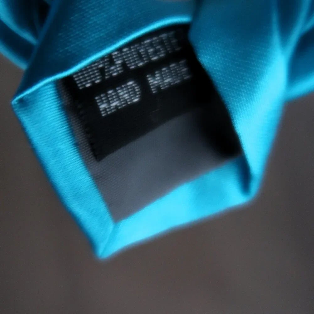 Moda Di Raza #silktie happy be