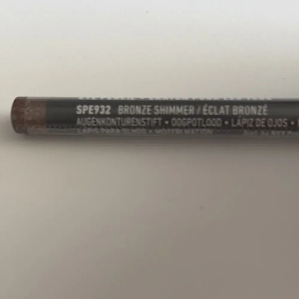 NYX Professional Makeup Slim Eye Pencil SPE932 Bronze Shimmer 0.04 oz Makeup