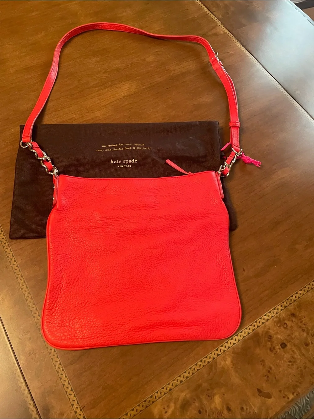 kate spade sleek pebble
