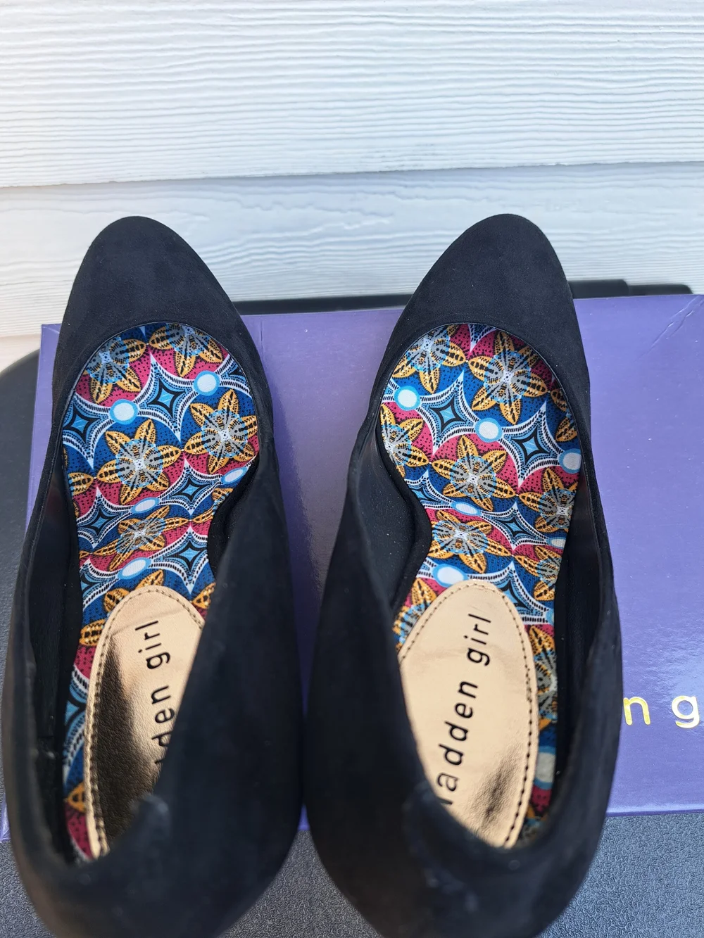 Madden Girl classic black