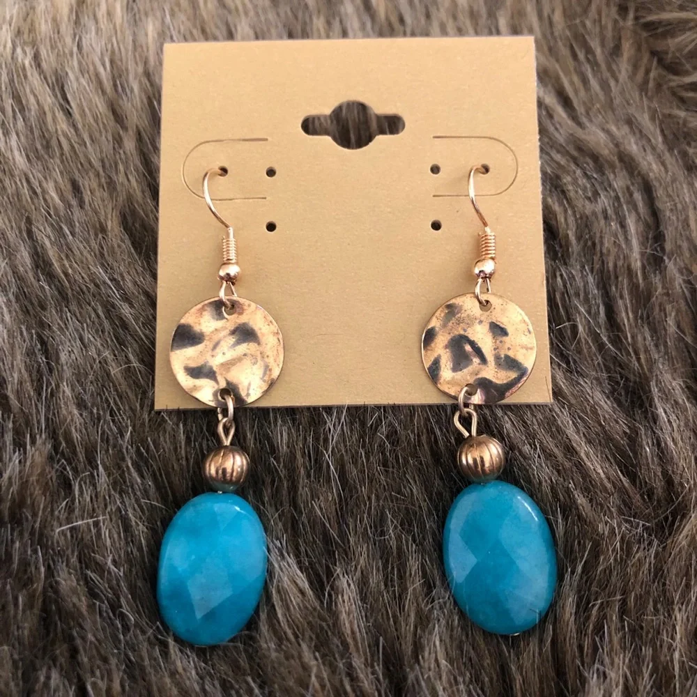 Vintage repurpose faceted