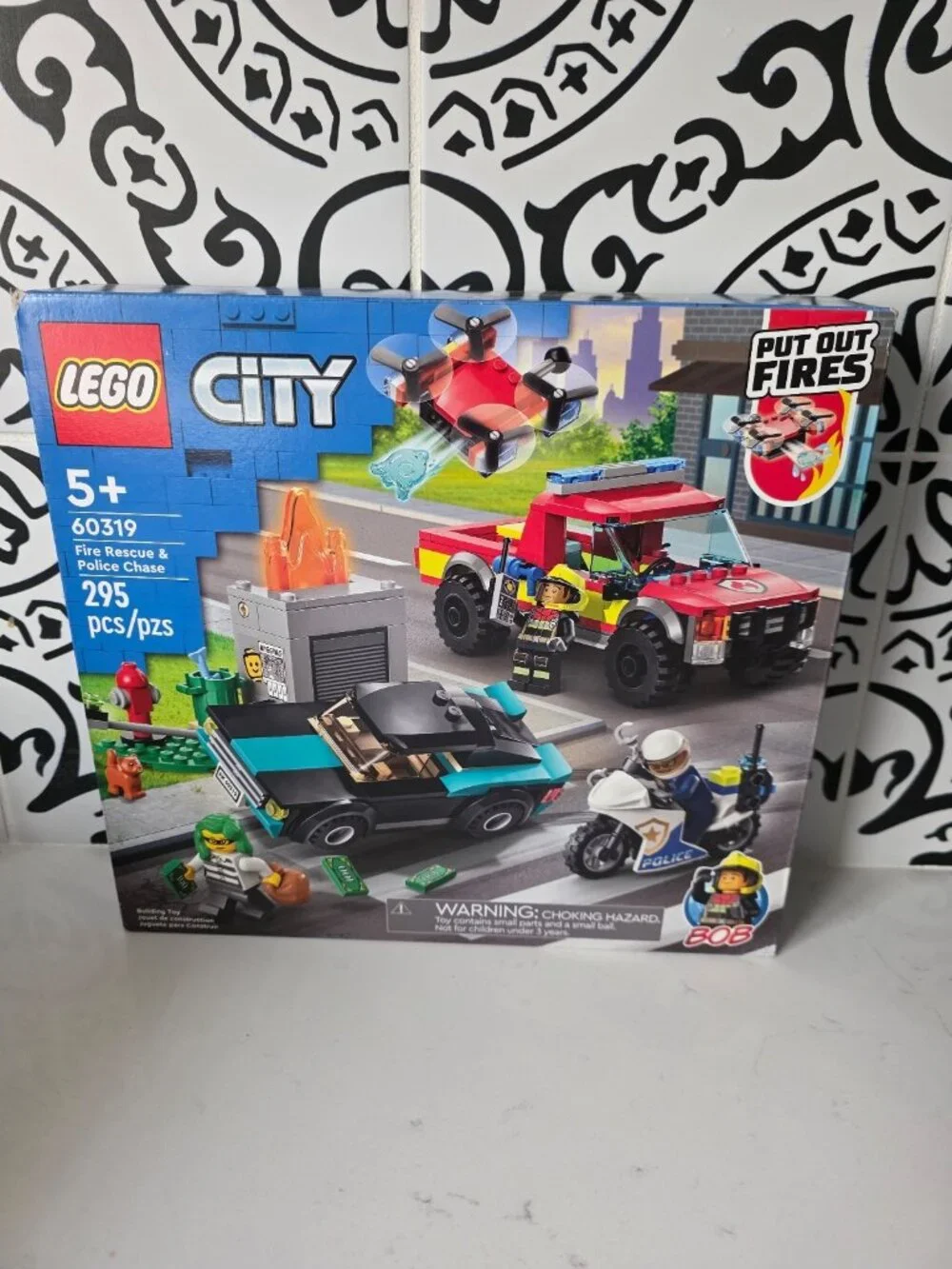 LEGO CityLEGO City 60319 Fire Rescue & Police Chase 295 Pieces New Sealed