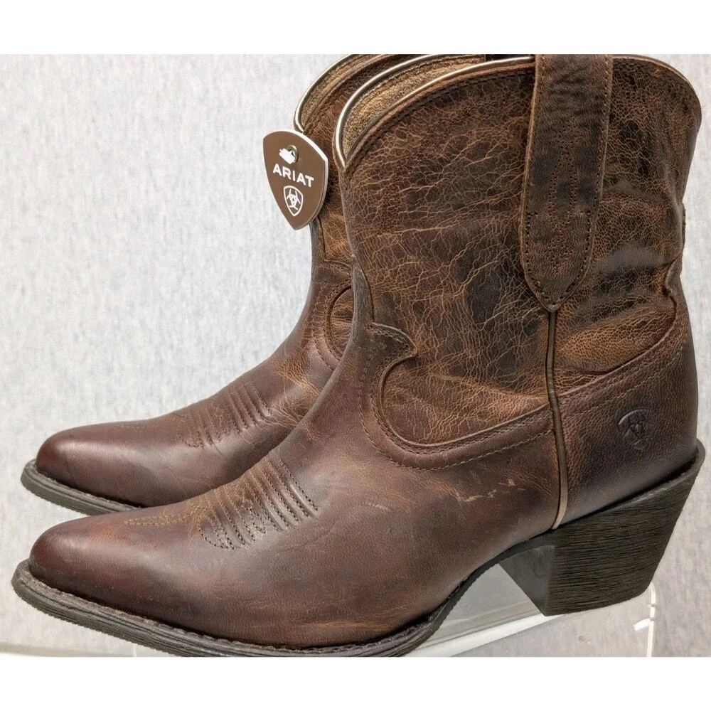 Ariat product pair