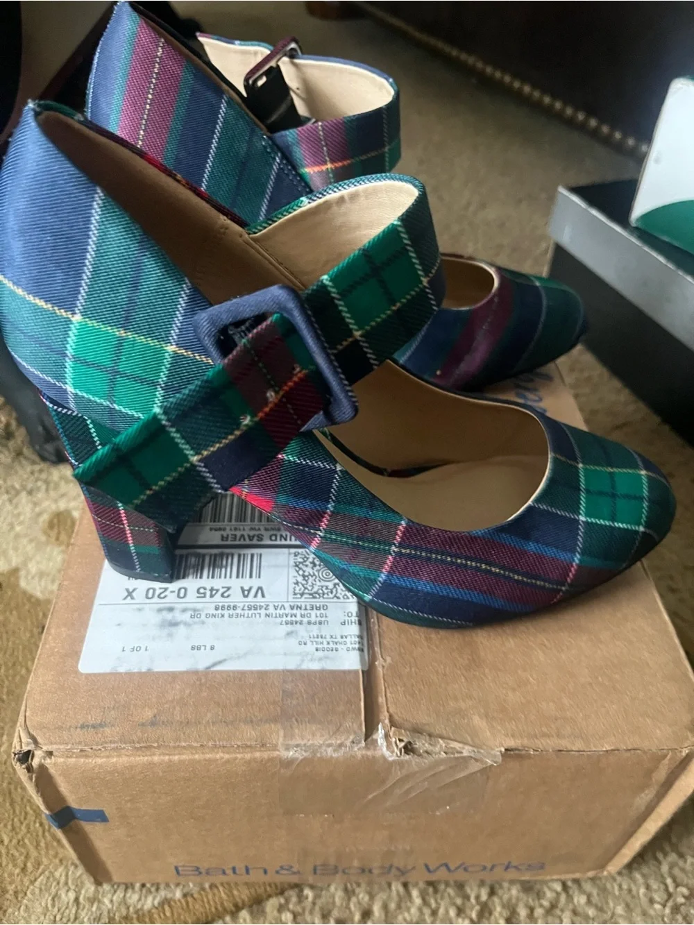 N/A stylish plaid