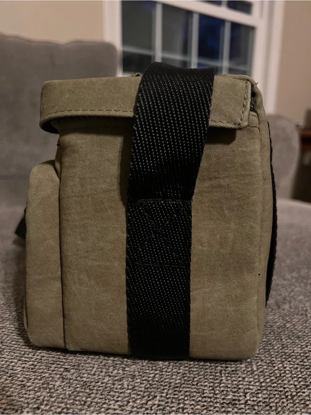 Samsonite compact messenger