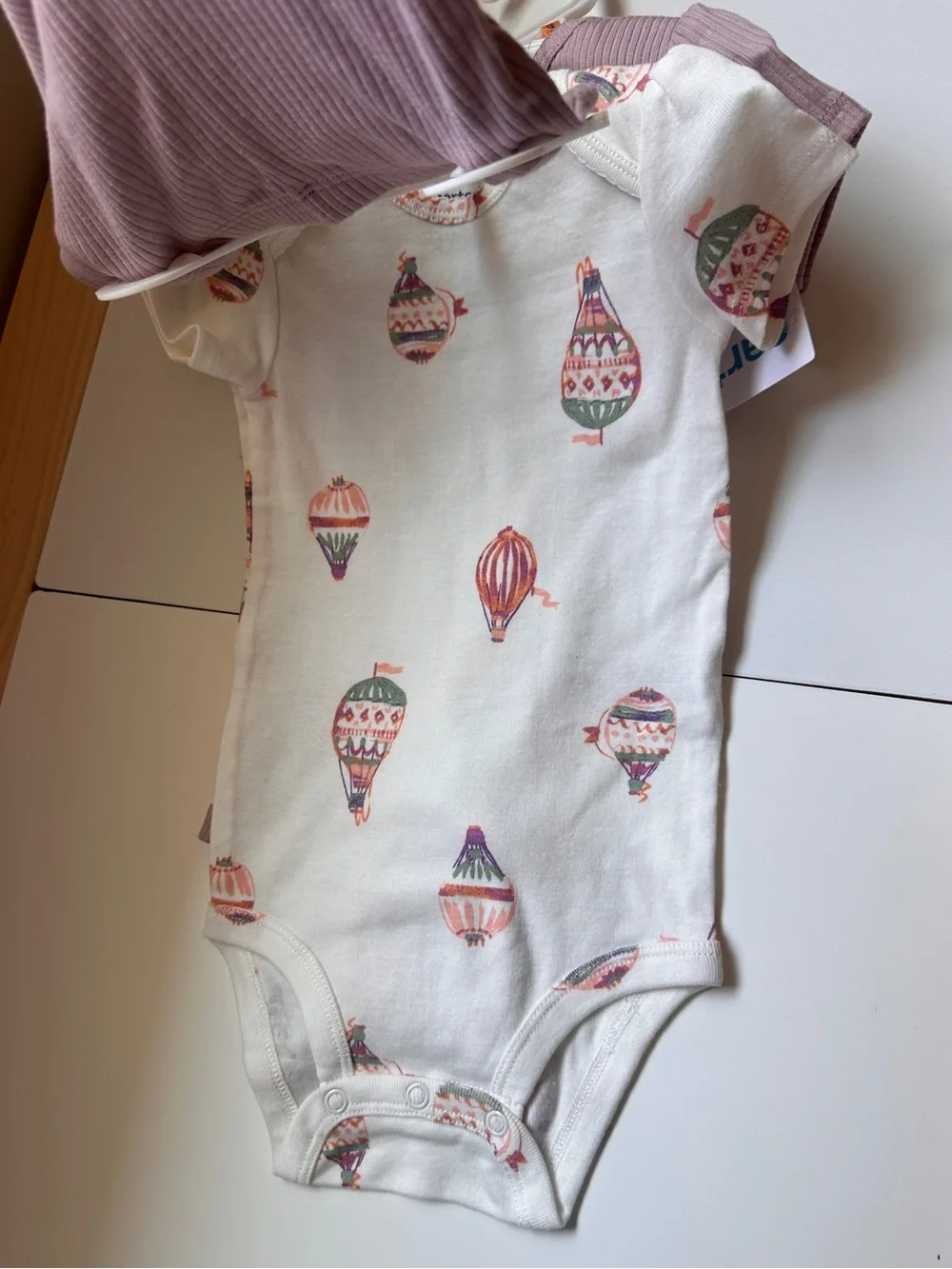 Carter’s 3pc Hot Air Balloon Onesies and Pants Set 12m
