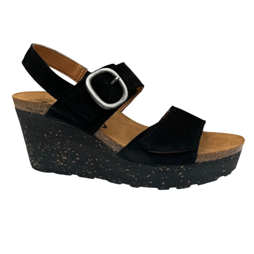 OTBT Peasant Women's Wedge Adjustable Suede Sandal Size 7.5 (Fits like 8) Black