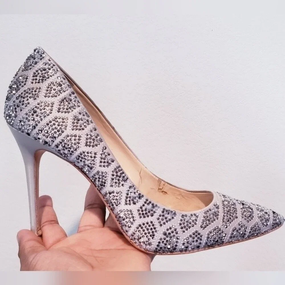 Vince Camuto Silver Studded Bridal Pumps Size 9M